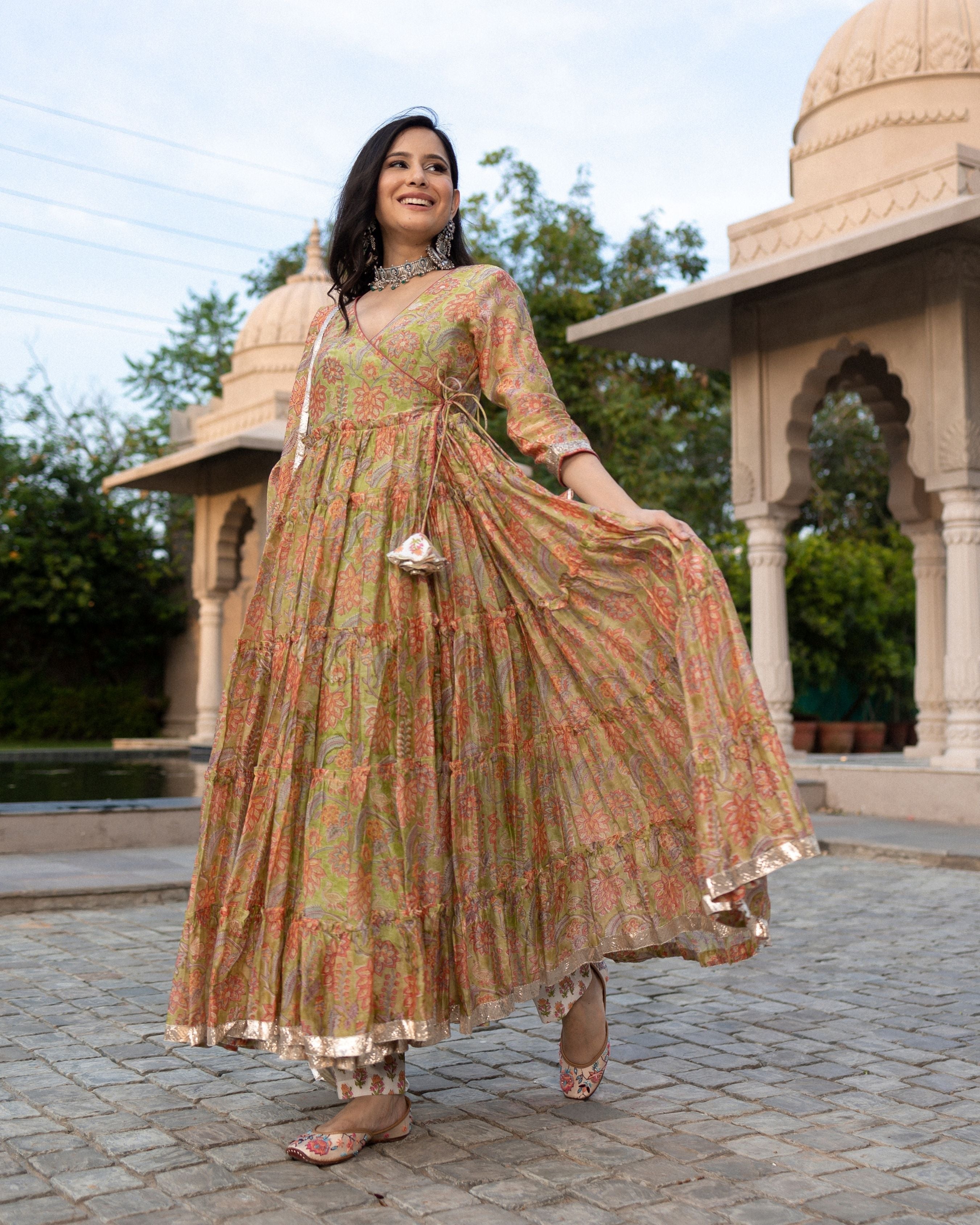 Mumal Chanderi Gotapatti Suit Set