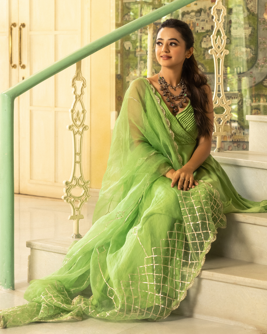 Alohi Gotapatti Sharara Set