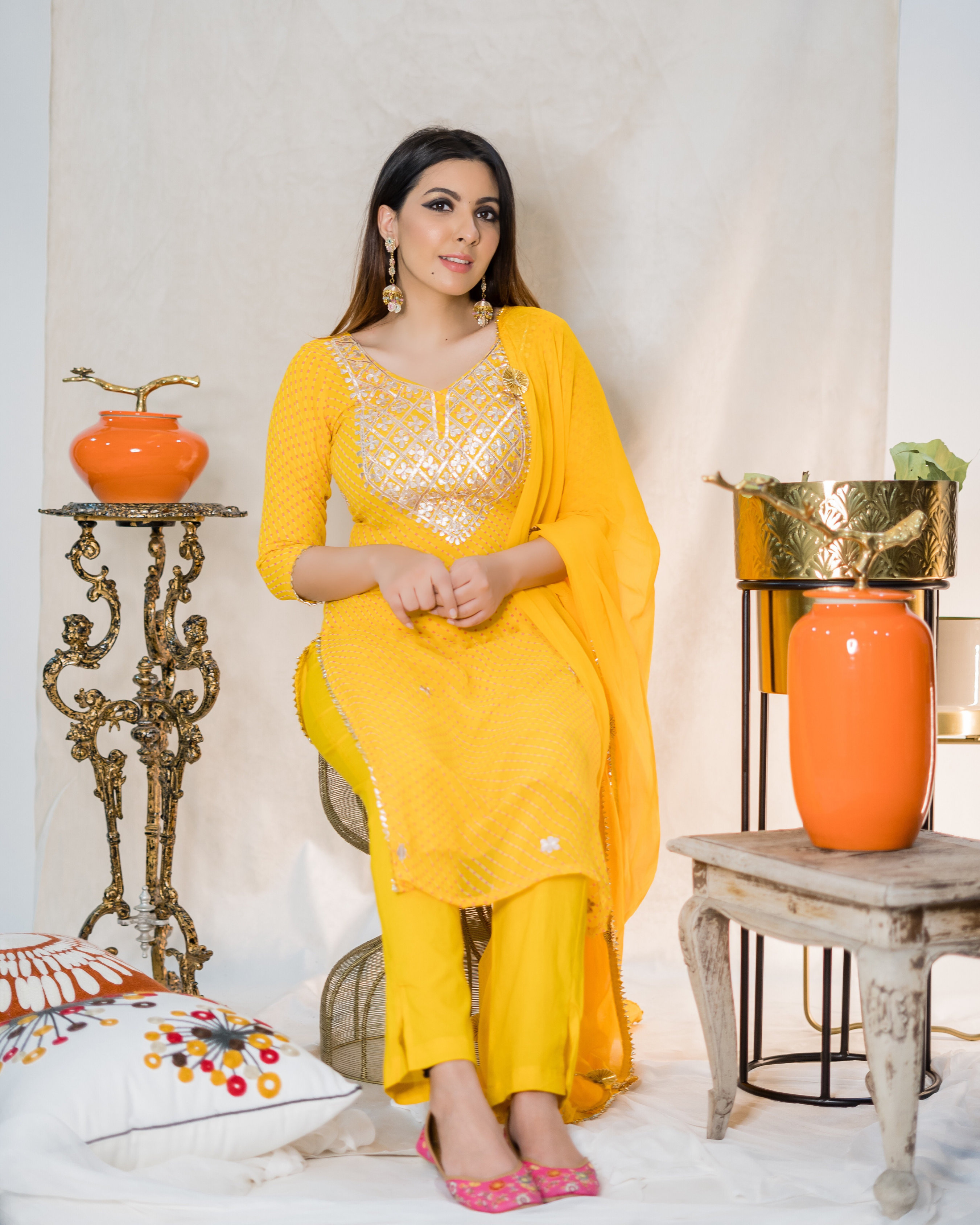Begonia Leheriya Suit Set