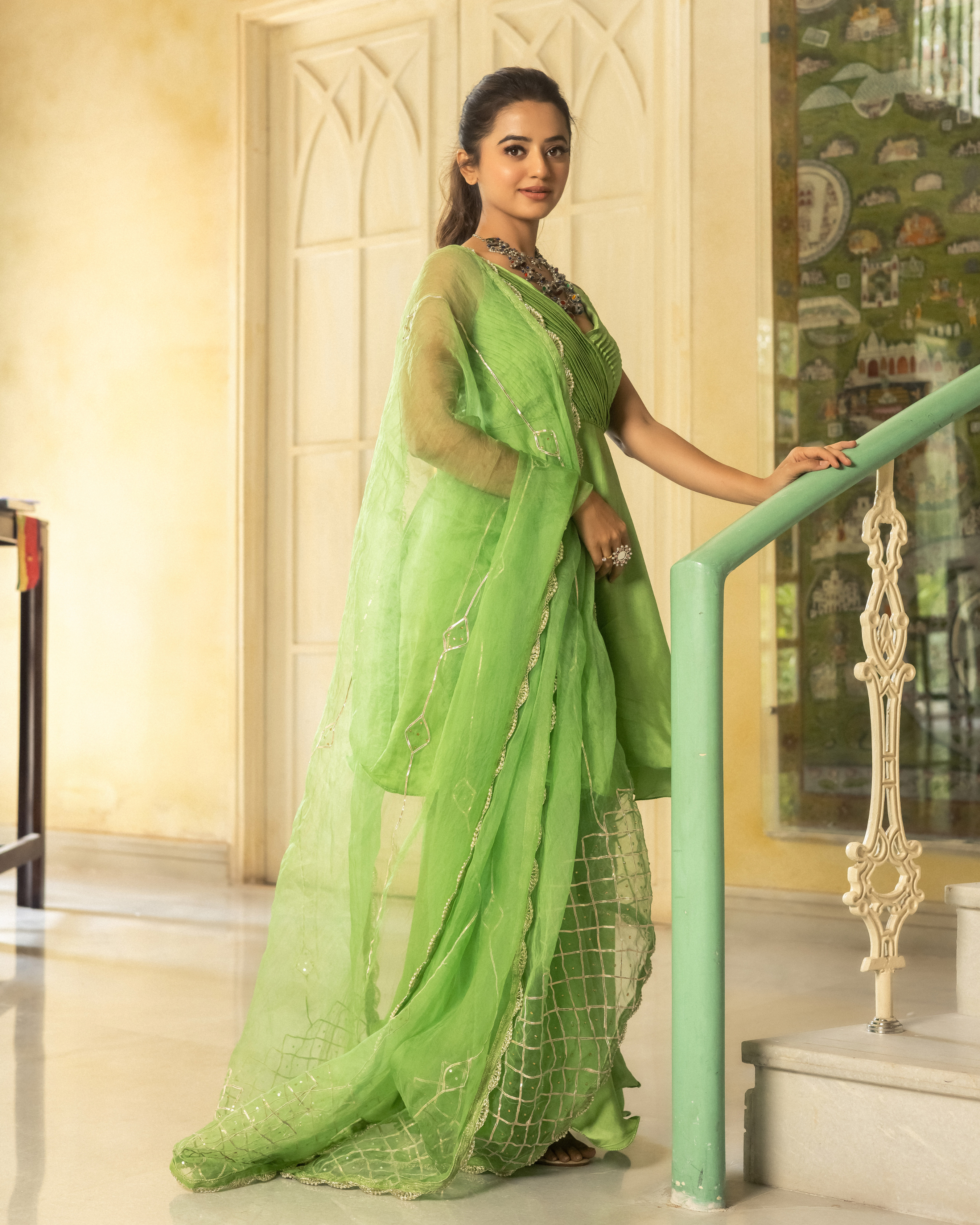 Alohi Gotapatti Sharara Set
