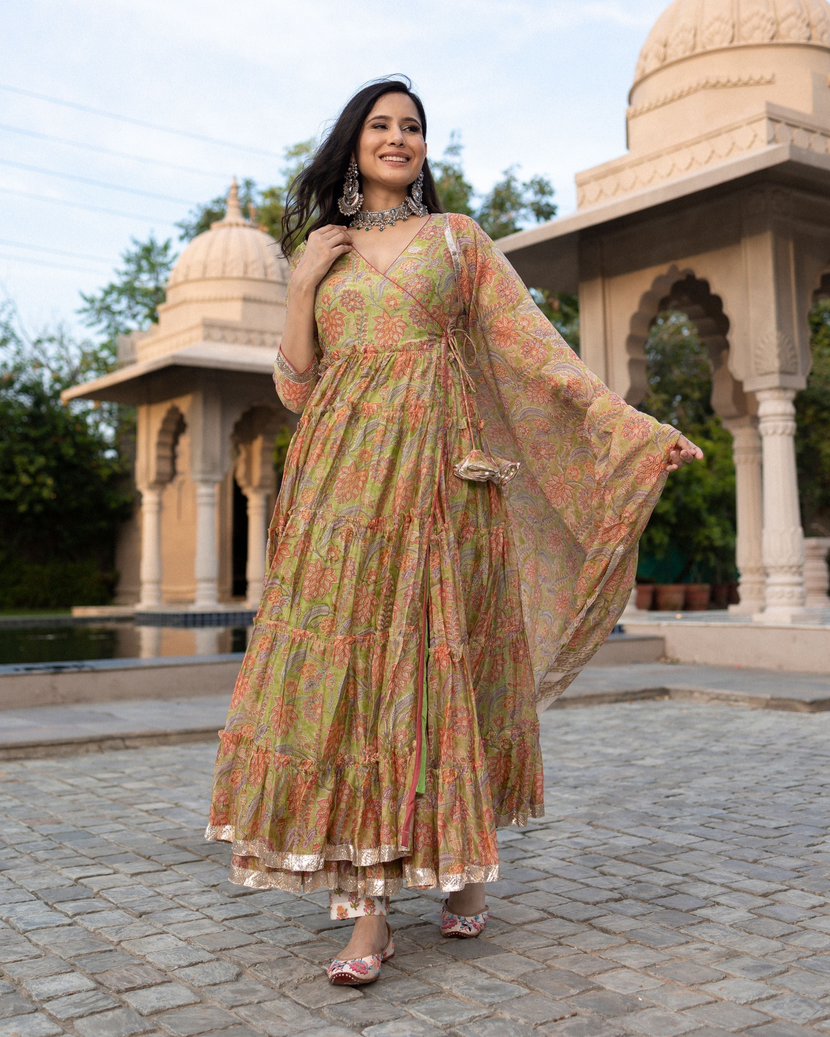 Mumal Chanderi Gotapatti Suit Set