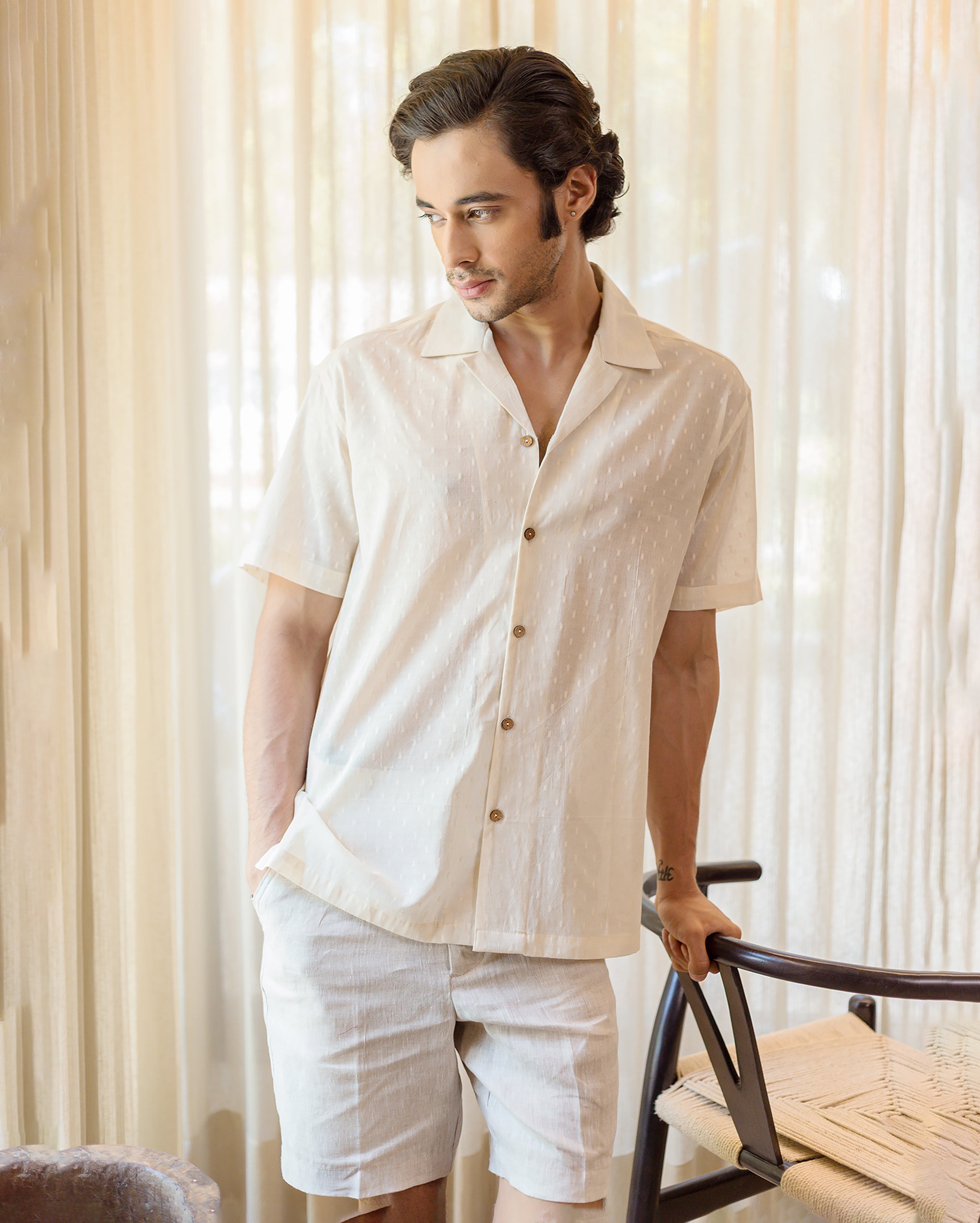 Ellis Off White Dobby Solid Shirt